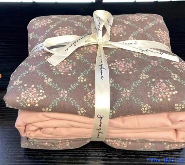 Reactive Printed And Pigment Printed Bed Set